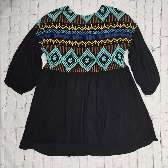 Ivey Jane Boho Black Top with Vibrant Embroidery - Picture 6 of 6